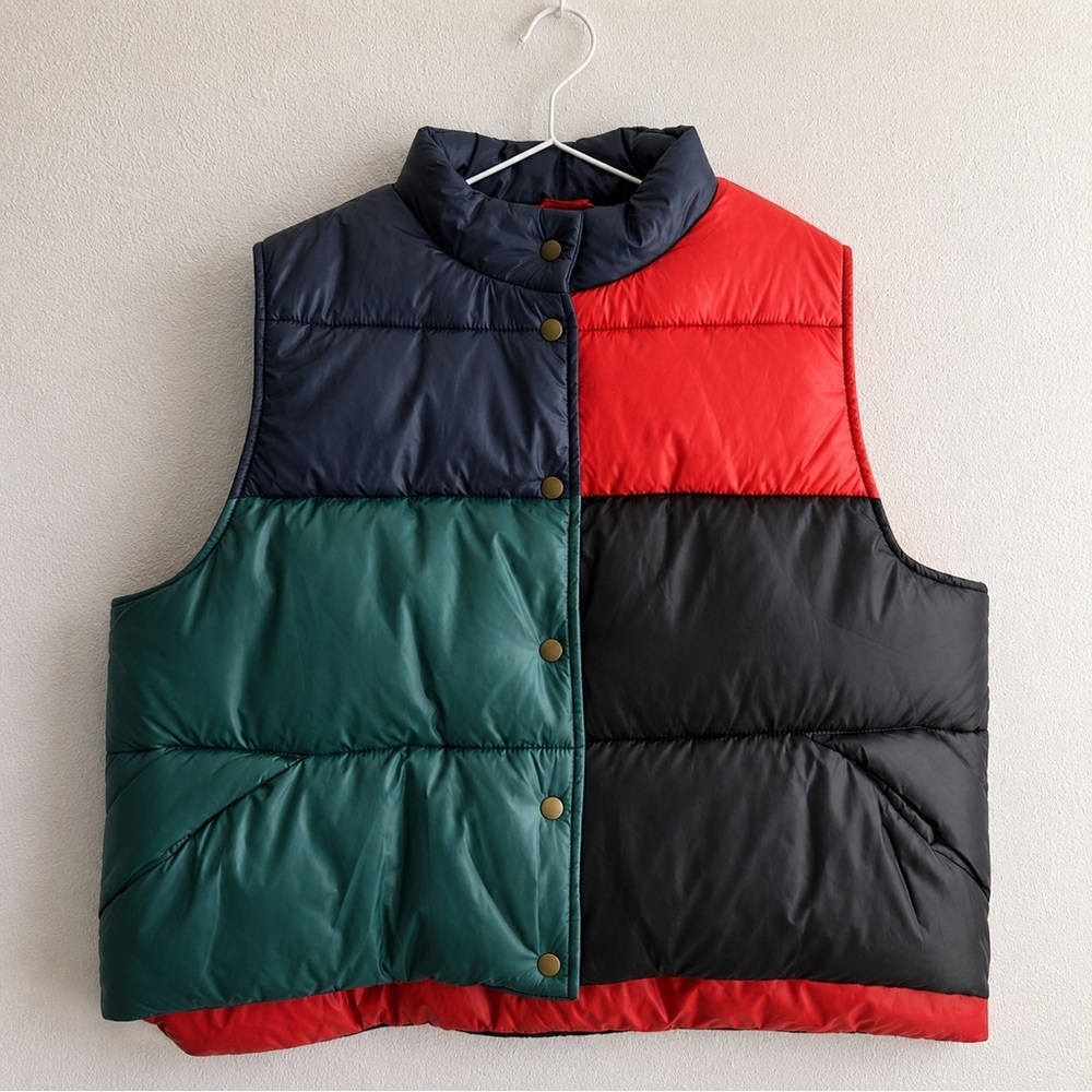 CLARE V. Emile Colorblock Nylon Puffer Vest - Picture 3 of 12